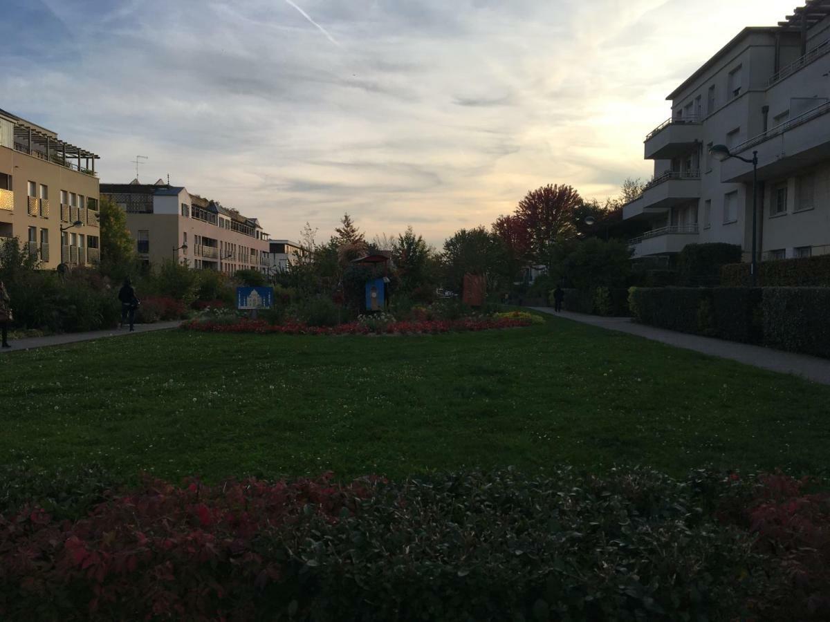 Studio Disneyland Paris - Terrasse Montévrain Extérieur photo